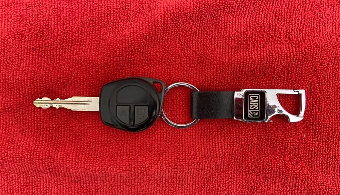 2012 Maruti Swift Dzire VDI, Diesel, Manual, 99,334 km, Key Close Up