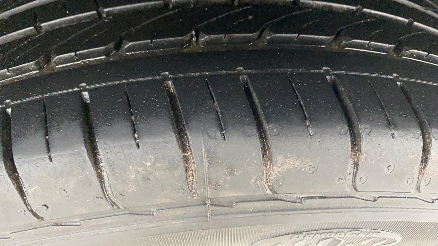 2019 Tata NEXON XM PETROL, Petrol, Manual, 88,857 km, Left Rear Tyre Tread