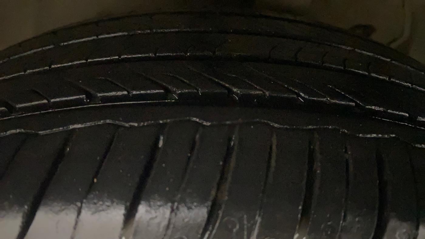 2019 Honda Civic 1.8L I-VTEC ZX CVT, Petrol, Automatic, 1,15,102 km, Left Front Tyre Tread