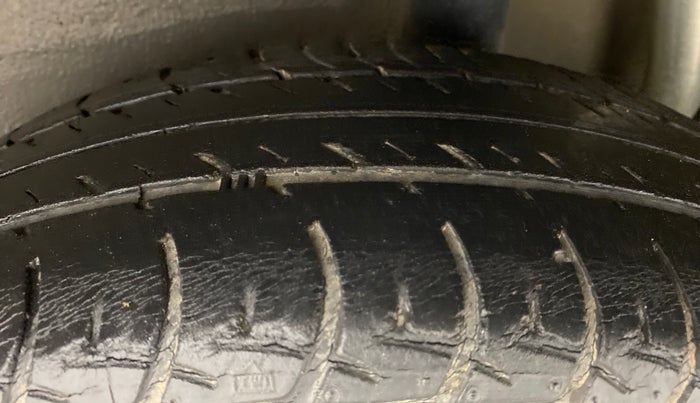 2015 Maruti Celerio VXI AGS, Petrol, Automatic, 46,601 km, Left Rear Tyre Tread