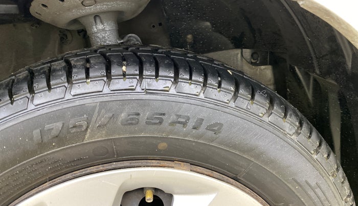 2013 Honda Amaze 1.5L I-DTEC S, Diesel, Manual, 80,191 km, Right Front Tyre Tread