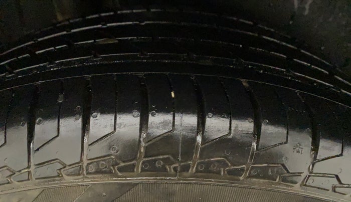 2019 Maruti S Cross ZETA 1.3, Diesel, Manual, 12,667 km, Right Front Tyre Tread