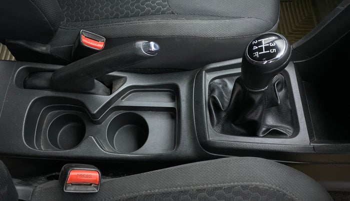 2016 Maruti Vitara Brezza ZDI, Diesel, Manual, 98,637 km, Gear Lever