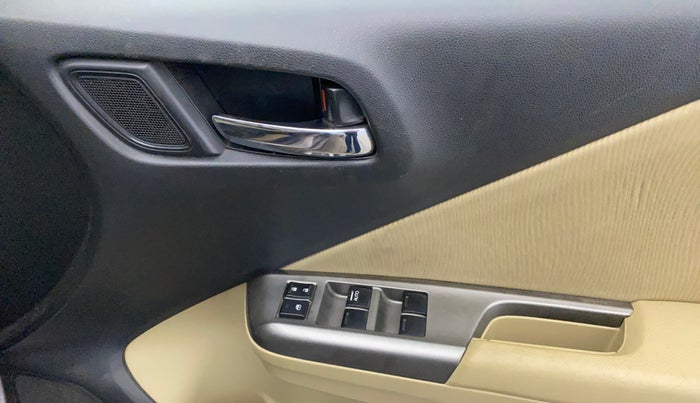 2016 Honda City 1.5L I-VTEC V MT, Petrol, Manual, 73,241 km, Driver Side Door Panels Control