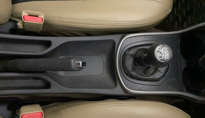 2016 Honda City 1.5L I-VTEC V MT, Petrol, Manual, 73,241 km, Gear Lever