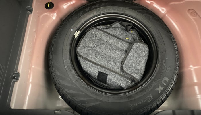 2025 KIA SYROS HTK Plus 1.0 Turbo 6MT, Petrol, Manual, 9,177 km, Spare Tyre