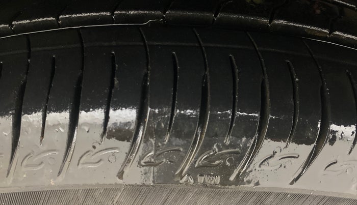 2025 KIA SYROS HTK Plus 1.0 Turbo 6MT, Petrol, Manual, 9,177 km, Left Front Tyre Tread