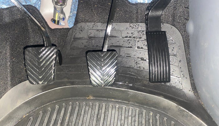 2025 KIA SYROS HTK Plus 1.0 Turbo 6MT, Petrol, Manual, 9,177 km, Pedals