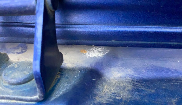 2014 Maruti Alto 800 VXI, Petrol, Manual, 58,270 km, Dicky (Boot door) - Minor rust Inside Panel