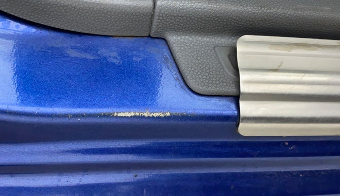 2014 Maruti Alto 800 VXI, Petrol, Manual, 58,270 km, Right running board - Minor scratches