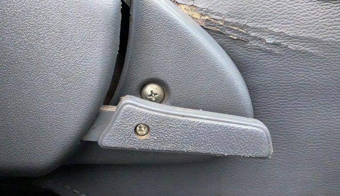 2014 Maruti Alto 800 VXI, Petrol, Manual, 58,270 km, Driver Side Adjustment Panel