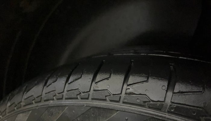 2022 KIA SELTOS HTX PETROL 1.5, Petrol, Manual, 42,408 km, Left Rear Tyre Tread