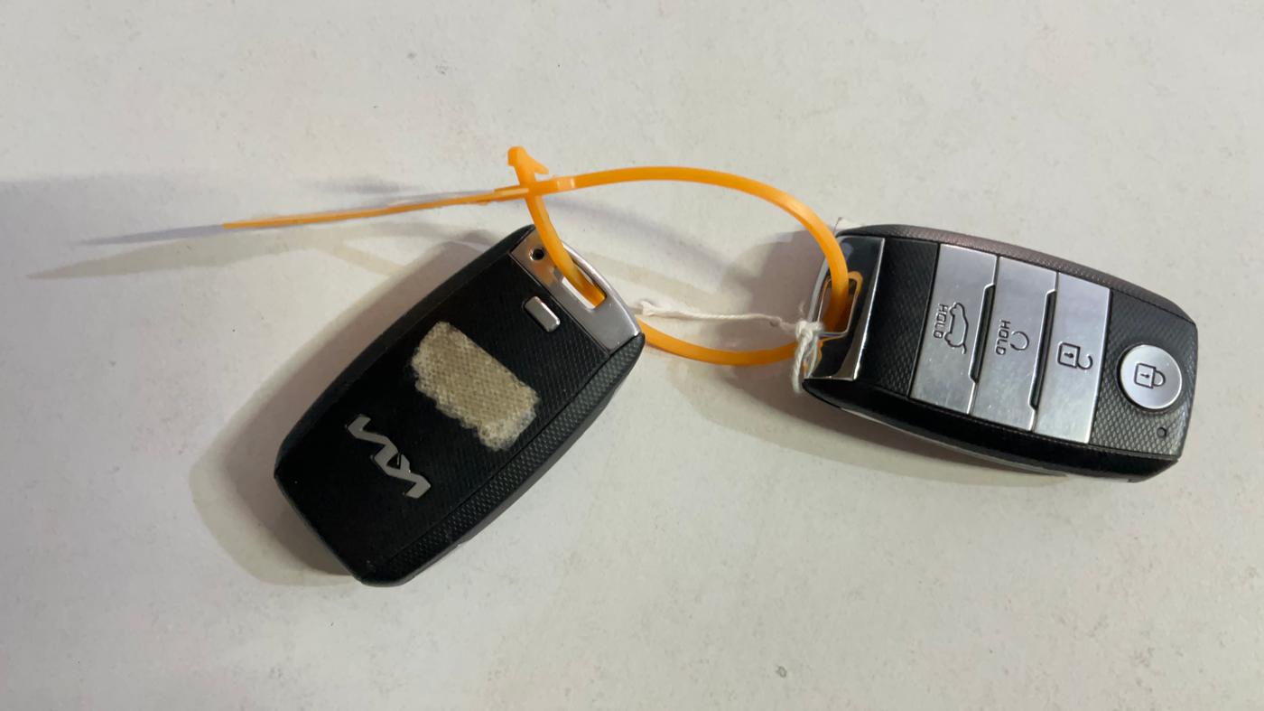 2022 KIA SELTOS HTX PETROL 1.5, Petrol, Manual, 42,408 km, Key Close Up