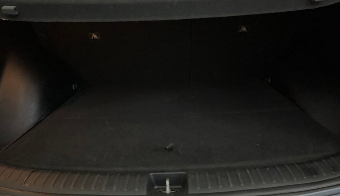 2022 KIA SELTOS HTX PETROL 1.5, Petrol, Manual, 42,408 km, Boot Inside