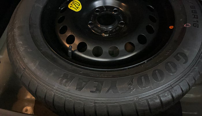 2022 KIA SELTOS HTX PETROL 1.5, Petrol, Manual, 42,408 km, Spare Tyre