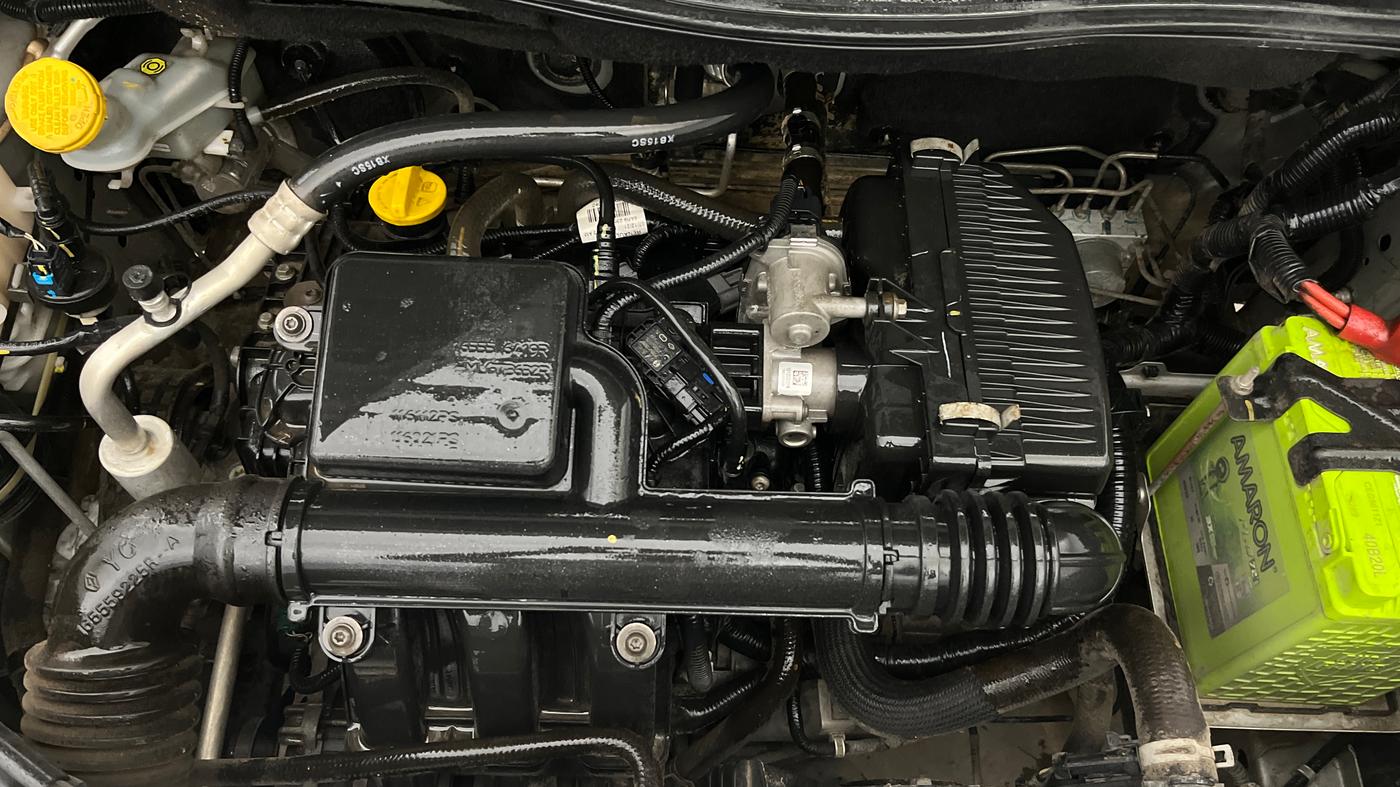 2021 Nissan MAGNITE XL, Petrol, Manual, 38,101 km, Engine View