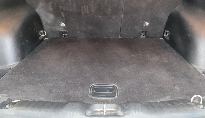 2018 Jeep Compass LIMITED 1.4 PETROL AT, Petrol, Automatic, 100 km, Boot Inside