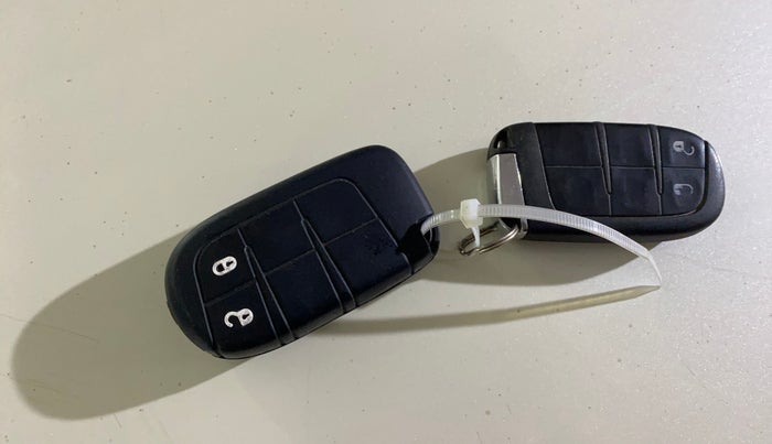 2018 Jeep Compass LIMITED 1.4 PETROL AT, Petrol, Automatic, 100 km, Key Close Up