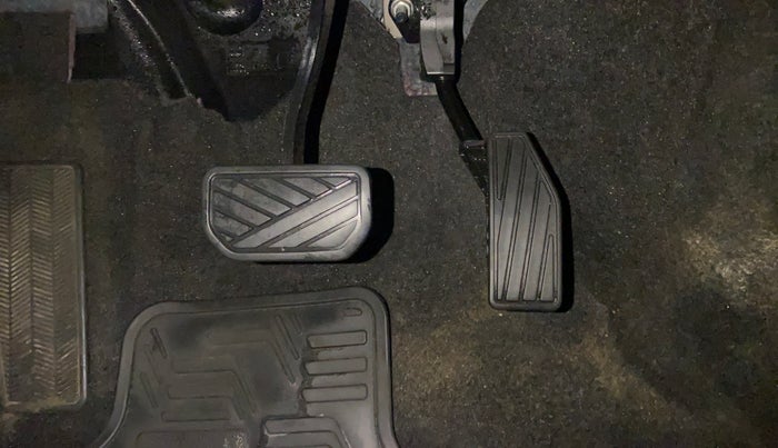 2023 Maruti FRONX DELTA PLUS 1.2L AGS, Petrol, Automatic, 23,534 km, Pedals