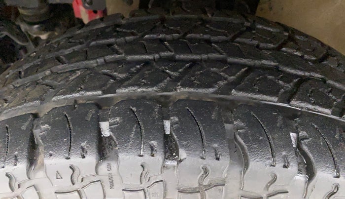 2020 Mahindra Thar LX HARD TOP 4WD MT, Diesel, Manual, 11,945 km, Left Front Tyre Tread