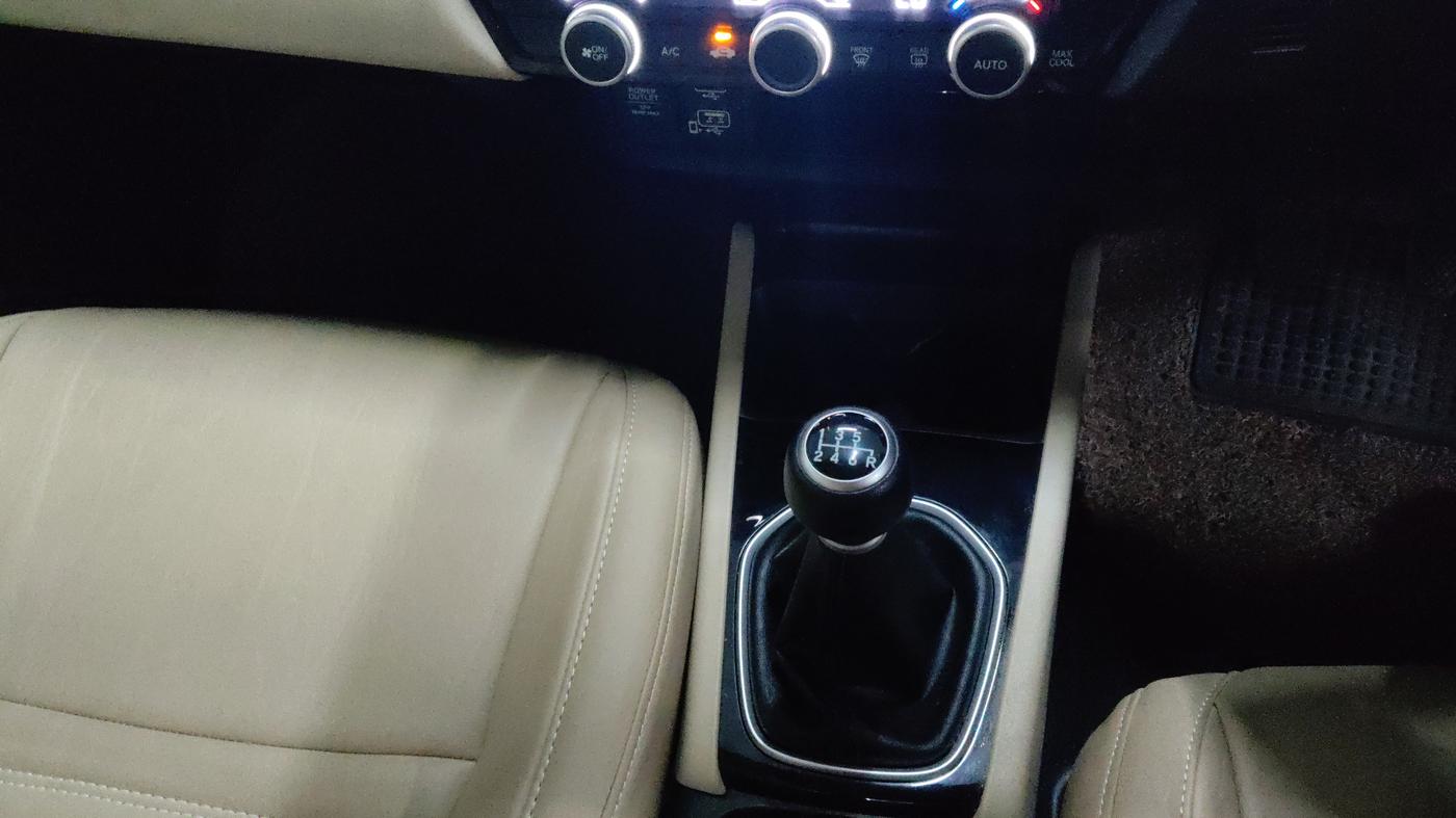 2024 Honda City 1.5L I-VTEC SV, Petrol, Manual, 7,662 km, Gear Lever