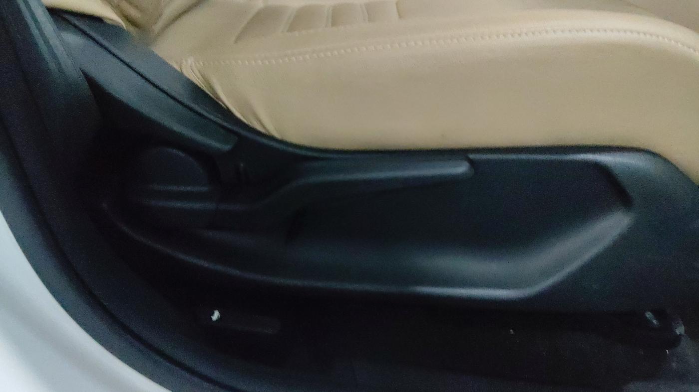 2024 Honda City 1.5L I-VTEC SV, Petrol, Manual, 7,662 km, Driver Side Adjustment Panel
