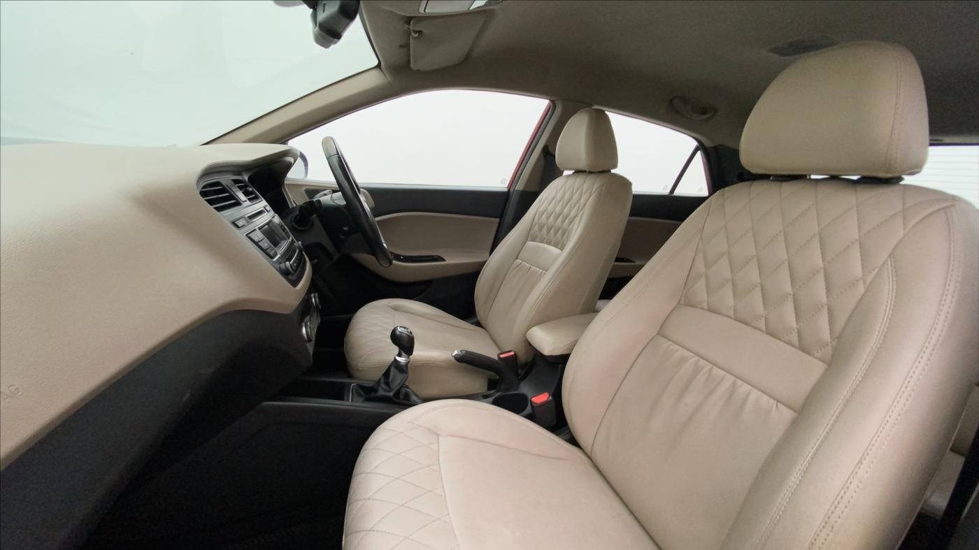 2014 Hyundai Elite i20 ASTA 1.2, Petrol, Manual, 80,824 km, Right Side Front Door Cabin