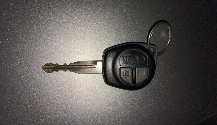 2018 Maruti Vitara Brezza VDI, Diesel, Manual, 71,685 km, Key Close Up