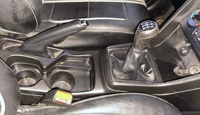 2018 Maruti Vitara Brezza VDI, Diesel, Manual, 71,685 km, Gear Lever
