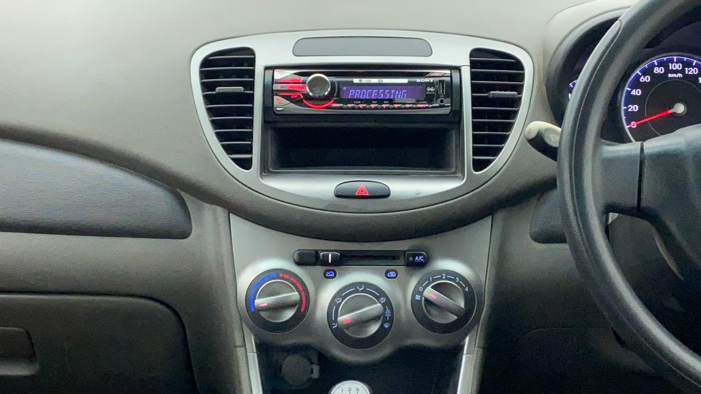 2011 Hyundai i10 MAGNA 1.2, Petrol, Manual, 60,320 km, Air Conditioner