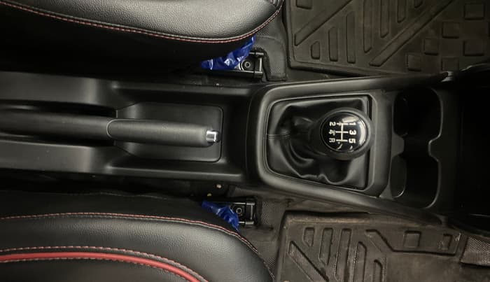 2025 Maruti Swift VXi, Petrol, Manual, 1,444 km, Gear Lever