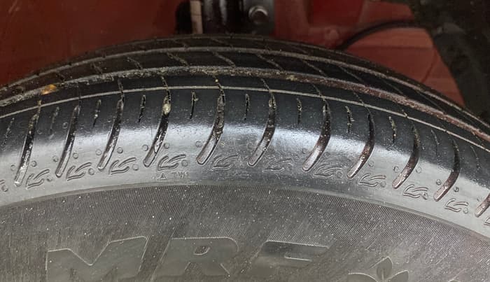 2025 Maruti Swift VXi, Petrol, Manual, 1,444 km, Right Front Tyre Tread
