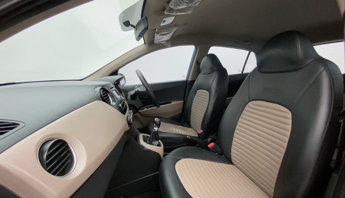 2015 Hyundai Grand i10 SPORTZ 1.2 KAPPA VTVT, Petrol, Manual, 70,563 km, Right Side Front Door Cabin
