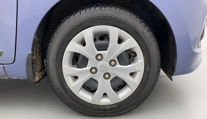 2015 Hyundai Grand i10 SPORTZ 1.2 KAPPA VTVT, Petrol, Manual, 70,563 km, Right Front Wheel