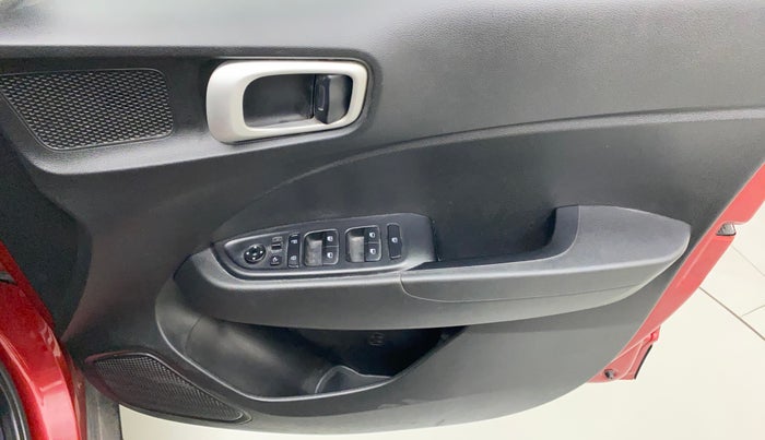 2019 Hyundai VENUE SX PLUS 1.0 TURBO DCT, Petrol, Automatic, 59,841 km, Driver Side Door Panels Control