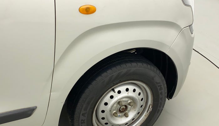 2019 Maruti New Wagon-R LXI CNG 1.0, CNG, Manual, 41,819 km, Right fender - Slightly dented
