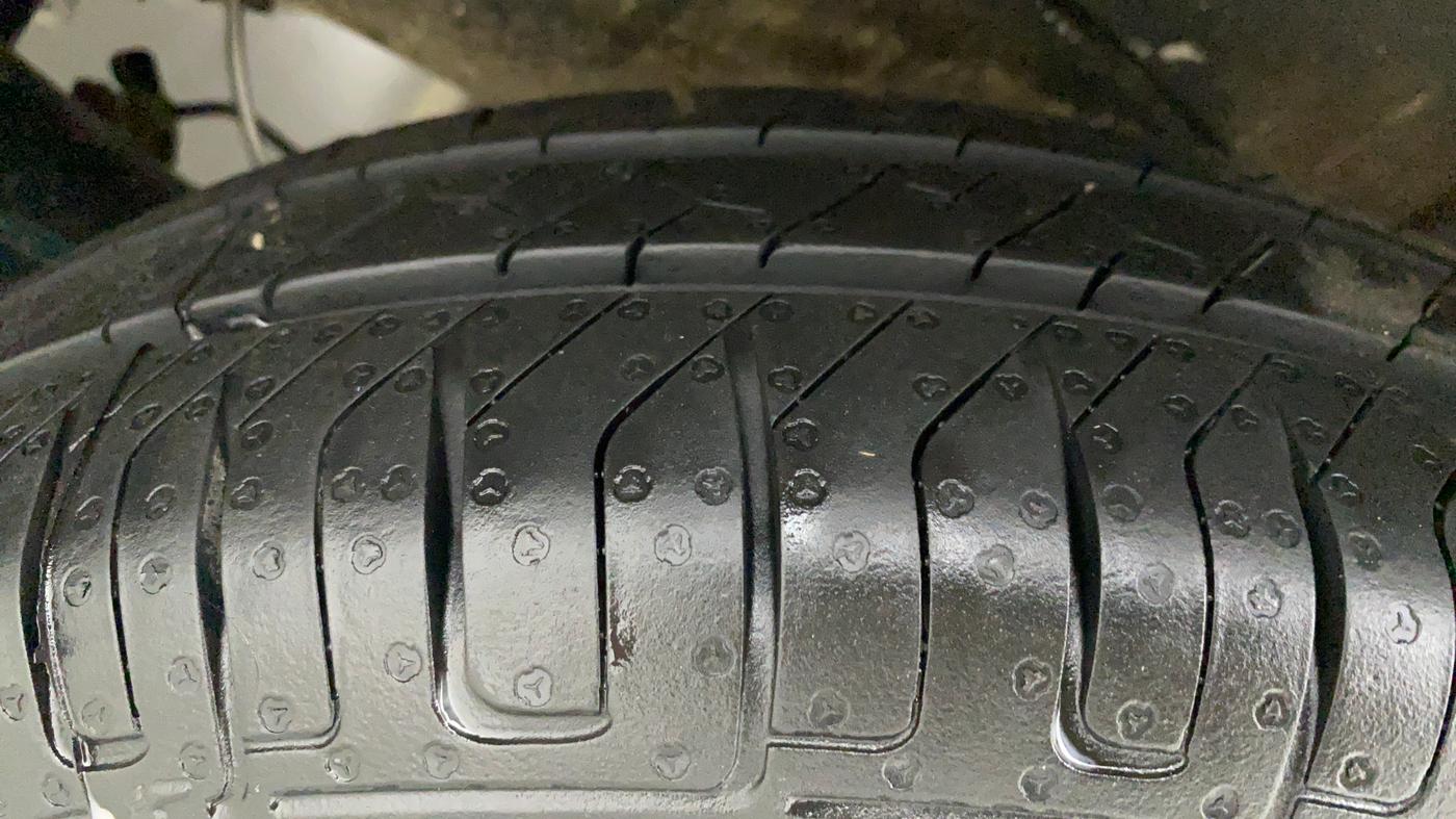 2019 Maruti New Wagon-R LXI CNG 1.0, CNG, Manual, 41,819 km, Left Rear Tyre Tread