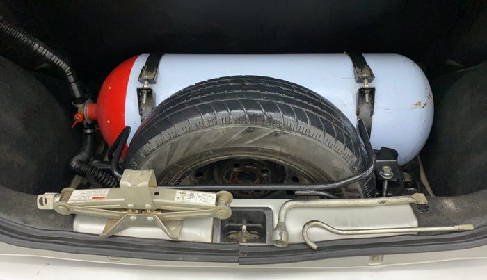 2019 Maruti New Wagon-R LXI CNG 1.0, CNG, Manual, 41,819 km, Spare Tyre