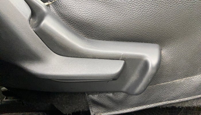 2020 Maruti Baleno DELTA PETROL 1.2, Petrol, Manual, 21,517 km, Driver Side Adjustment Panel