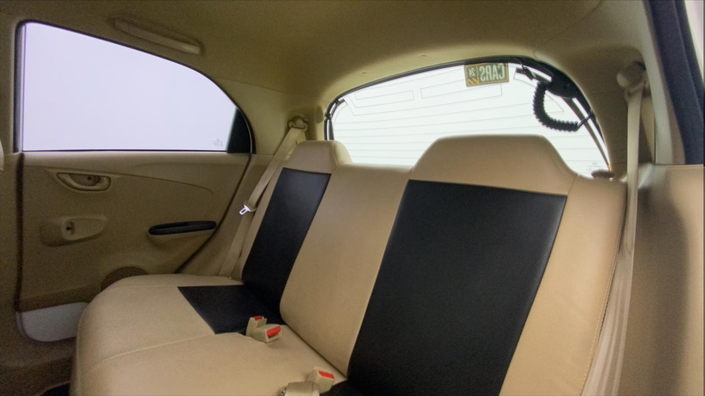 2015 Honda Brio S MT, Petrol, Manual, 68,368 km, Right Side Rear Door Cabin