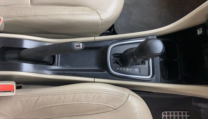 2018 Maruti Ciaz ALPHA  AT 1.4  PETROL, Petrol, Automatic, 83,072 km, Gear Lever