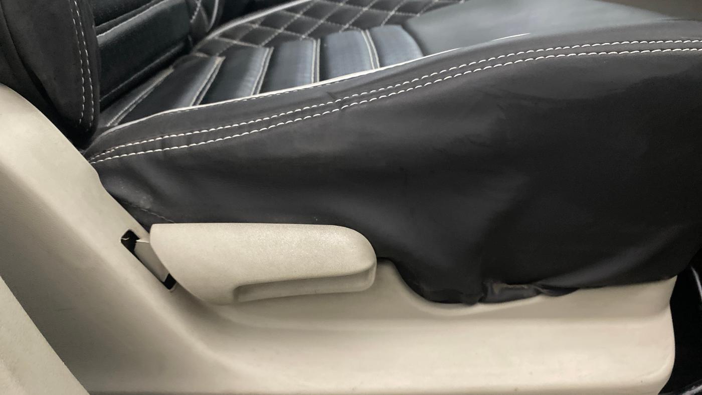 2015 Maruti Celerio VXI AMT, Petrol, Automatic, 1,43,078 km, Driver Side Adjustment Panel