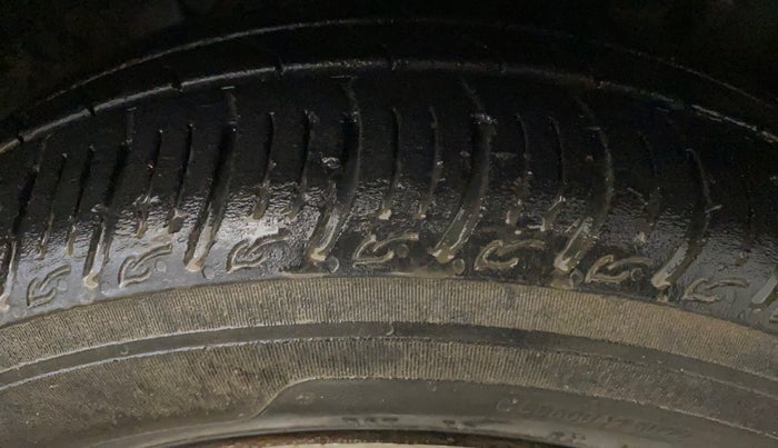 2023 Tata Tiago XT (O) PETROL, Petrol, Manual, 34,833 km, Right Front Tyre Tread