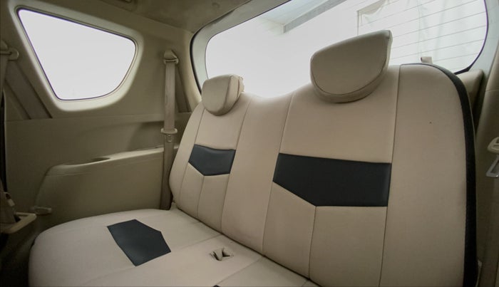 2013 Maruti Ertiga ZXI, Petrol, Manual, 56,469 km, Right Side Rear Door Cabin
