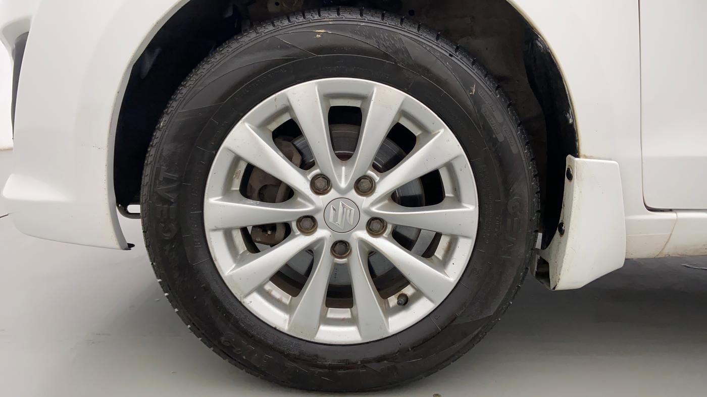 2013 Maruti Ertiga ZXI, Petrol, Manual, 56,469 km, Left Front Wheel