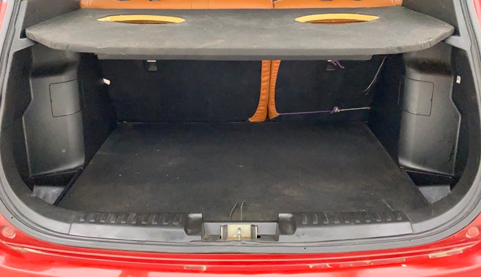 2018 Maruti Vitara Brezza ZDI PLUS, Diesel, Manual, 40,190 km, Boot Inside