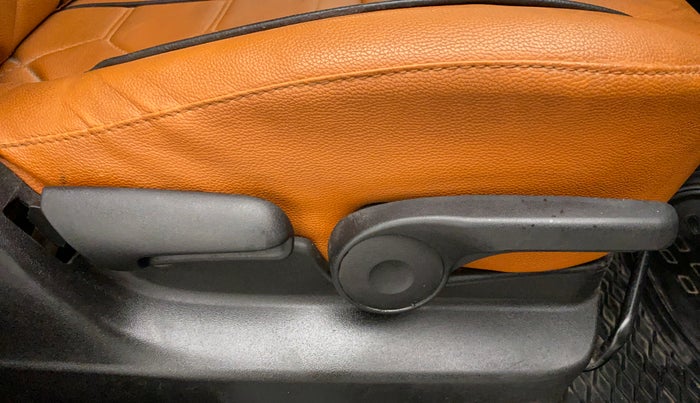 2018 Maruti Vitara Brezza ZDI PLUS, Diesel, Manual, 40,190 km, Driver Side Adjustment Panel
