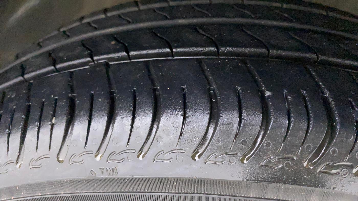 2022 Maruti S PRESSO VXI (O) CNG, CNG, Manual, 21,240 km, Right Front Tyre Tread