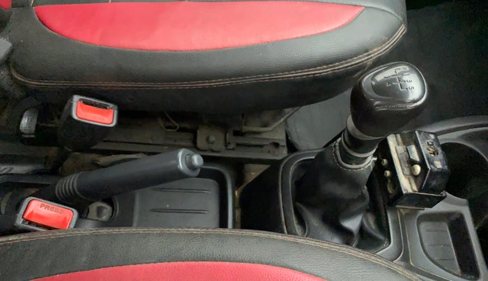 2018 Datsun Redi Go A, Petrol, Manual, 66,486 km, Gear Lever