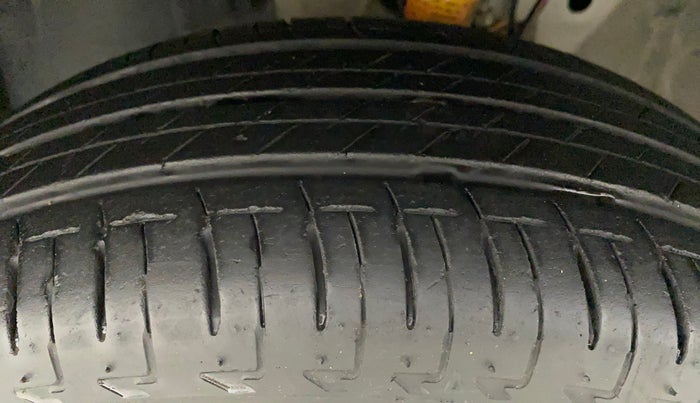 2022 Honda Amaze 1.2L I-VTEC S, Petrol, Manual, 21,066 km, Left Front Tyre Tread